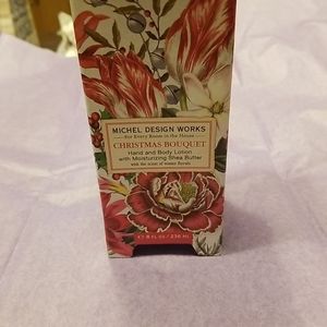 Michel Designs works Christmas Bouquet body lotion
